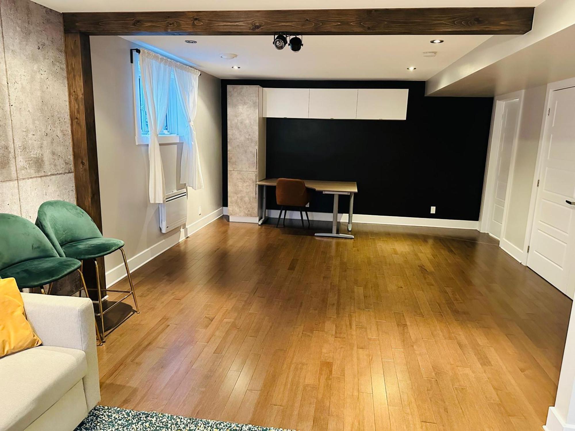 Urban Retreat - 2 Bedroom, 3 Beds, 6 Guests, Free Parking Лонгуил Екстериор снимка