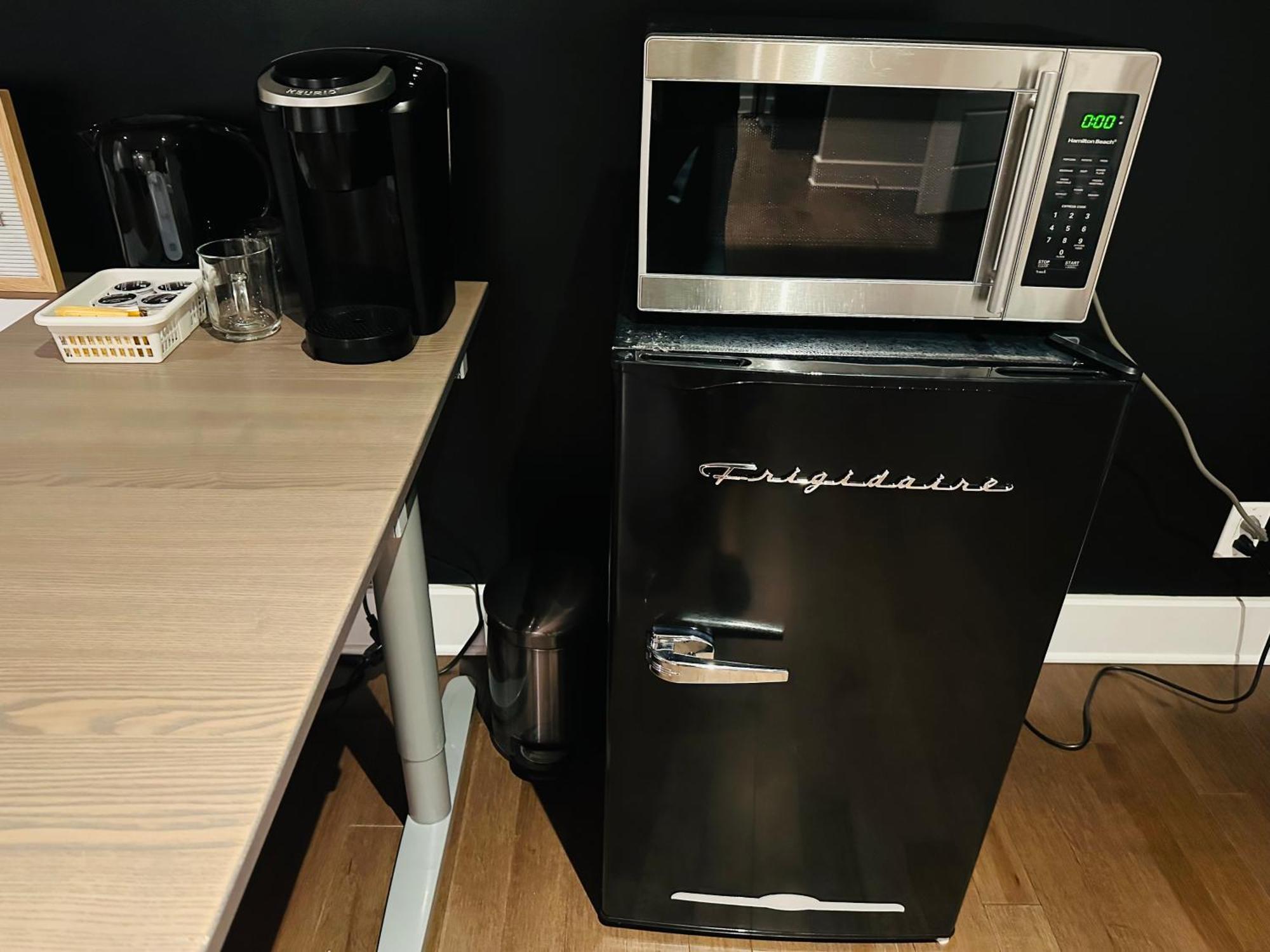 Urban Retreat - 2 Bedroom, 3 Beds, 6 Guests, Free Parking Лонгуил Екстериор снимка